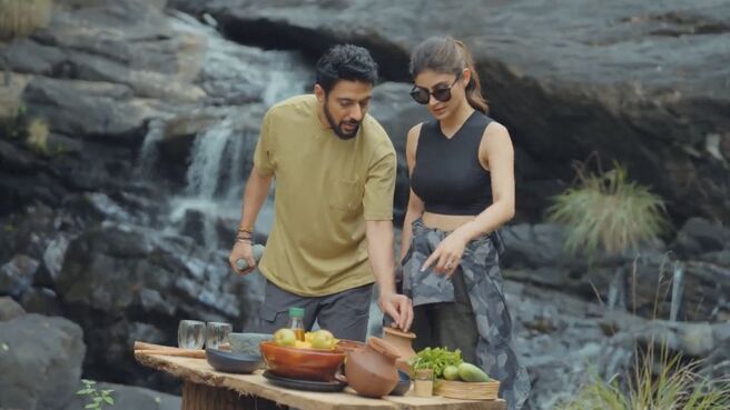 Star vs. Food: Survival season 1 episode 4 on Discovery Plus