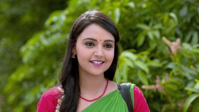 Parinayam season 1 episode 5 on Zee5