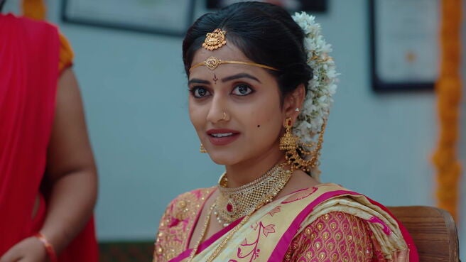 Lakshmi Raave Maa Intiki season 1 episode 24 on Zee5