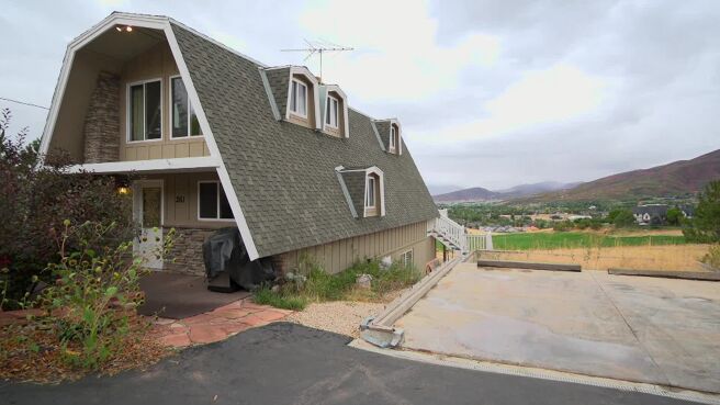 Mountain Life season 1 episode 5 on Discovery Plus