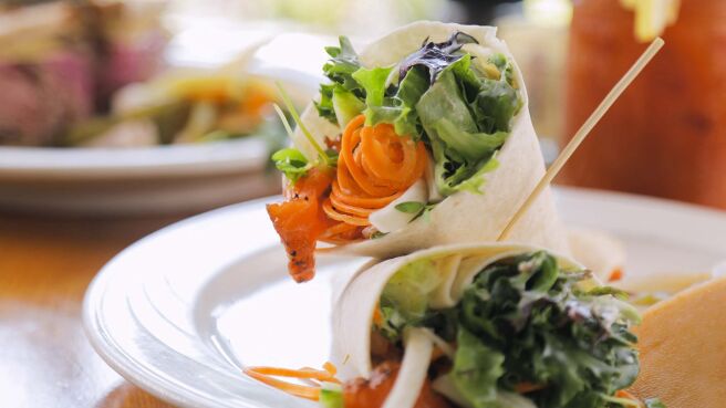 Tournament of Champions: All-Star Christmas season 1 episode 6 on Discovery Plus