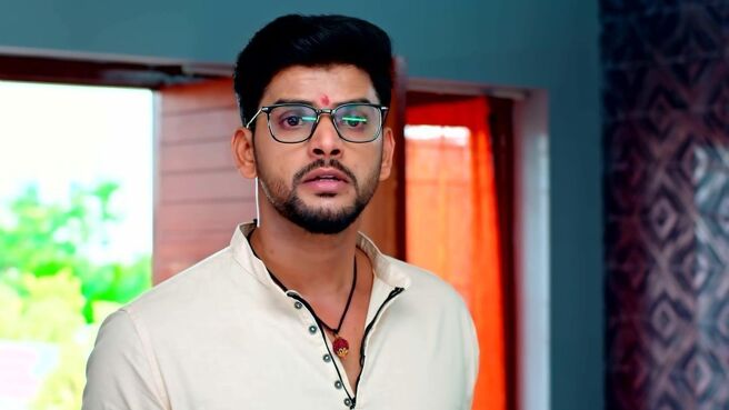Jagadhatri season 1 episode 9 on Zee5