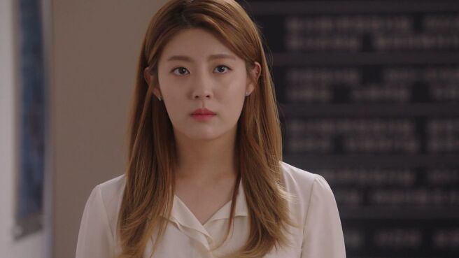 Suspicious Partner season 1 episode 19 on Zee5