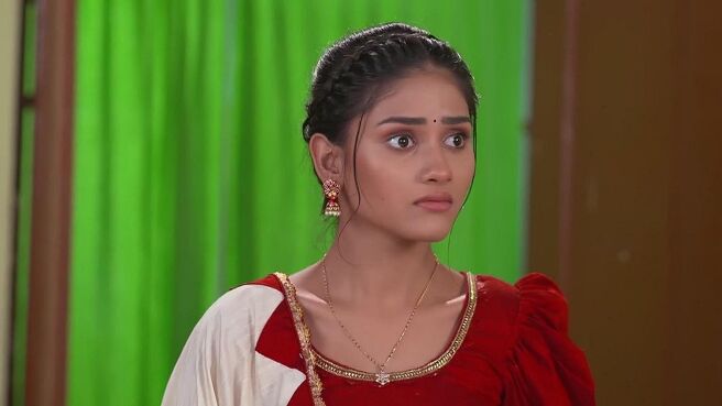 Tuma Bina season 1 episode 9 on Zee5