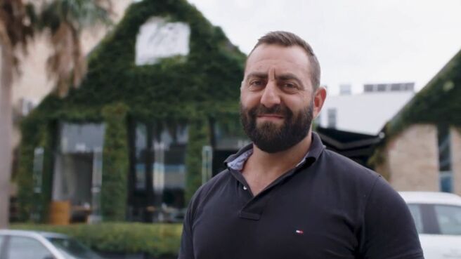 Man Eats Wild season 1 episode 4 on Discovery Plus