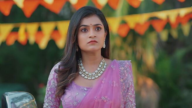 Gharana Mogudu season 1 episode 11 on Zee5