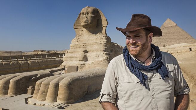 Expedition Unknown: Egypt Live season 1 episode 1 on Discovery Plus