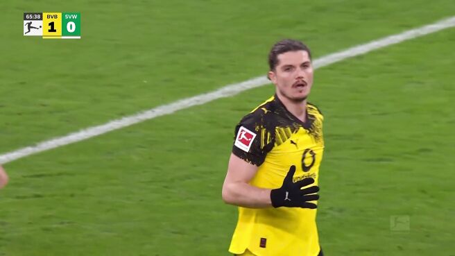 Chance! Sabitzer Tries His Luck From Distance on Sony LIV