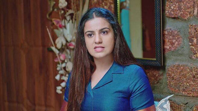 Karna season 1 episode 9 on Zee5