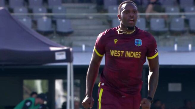 Wicket! Forde Claims Ravindra As He Chops Onto His Stumps on Sony LIV