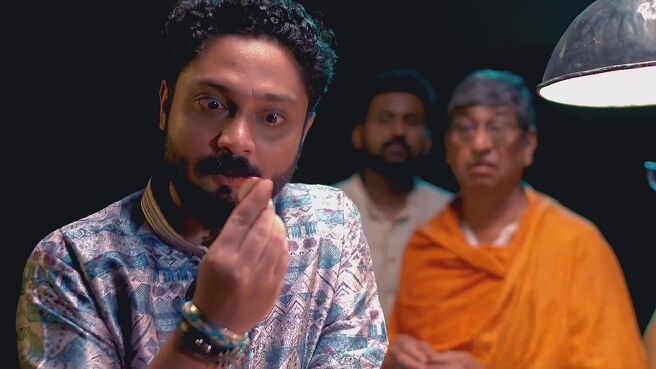 Puber Moyna season 1 episode 7 on Zee5