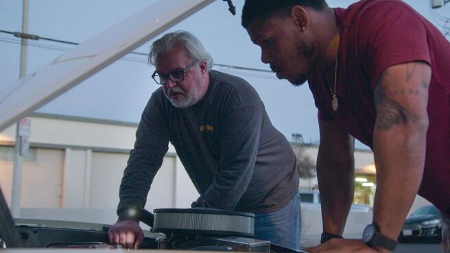 Kevin Hart's Muscle Car Crew season 1 episode 7 on Discovery Plus