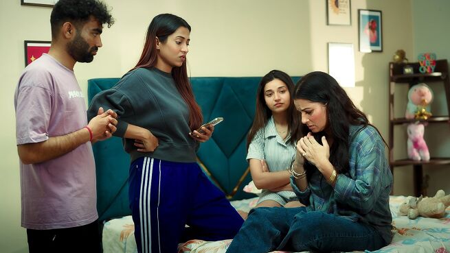 Flatmates season 1 episode 4 on Chaupal