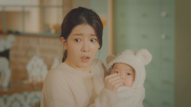 Welcome to Waikiki season 1 episode 2 on Zee5