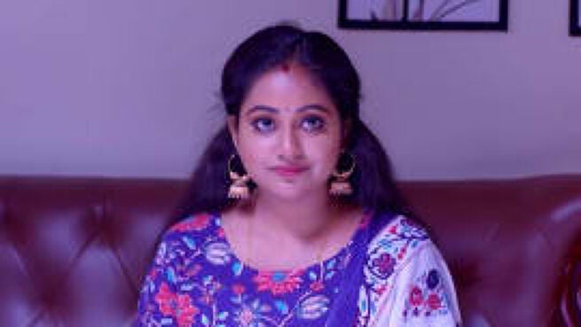 Mrs. Hitler season 1 episode 693 on Zee5