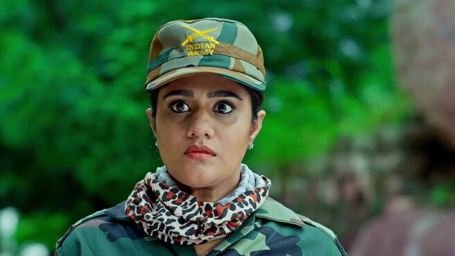 Smart Play - Jagadhatri season 1 episode 49 on Zee5
