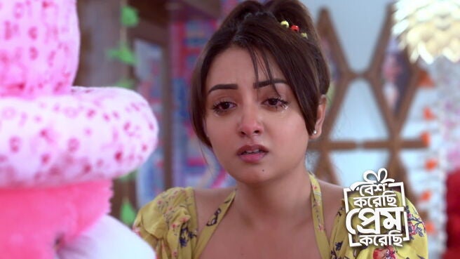 Besh Korechhi Prem Korechhi season 1 episode 16 on Zee5