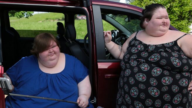 1000-lb Sisters season 1 episode 2 on Discovery Plus