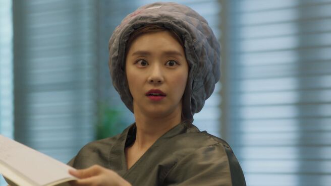 Be Melodramatic  season 1 episode 16 on Zee5