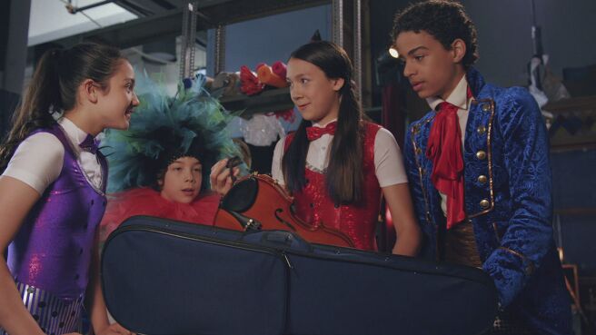 Big Top Academy season 1 episode 26 on Discovery Plus