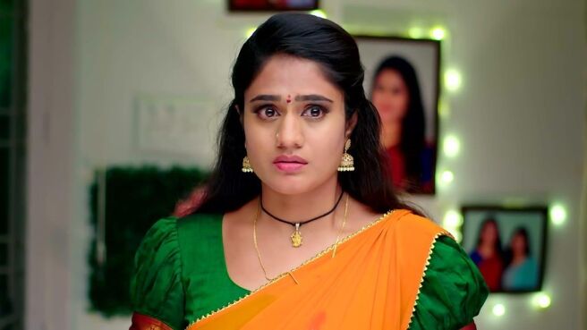 Jagadhatri season 1 episode 9 on Zee5