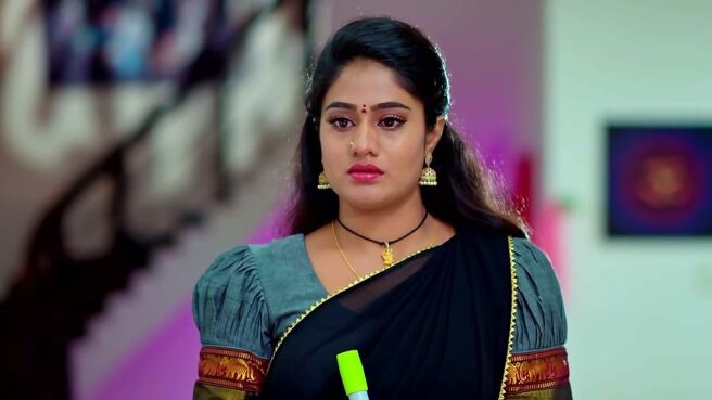 Jagadhatri season 1 episode 14 on Zee5