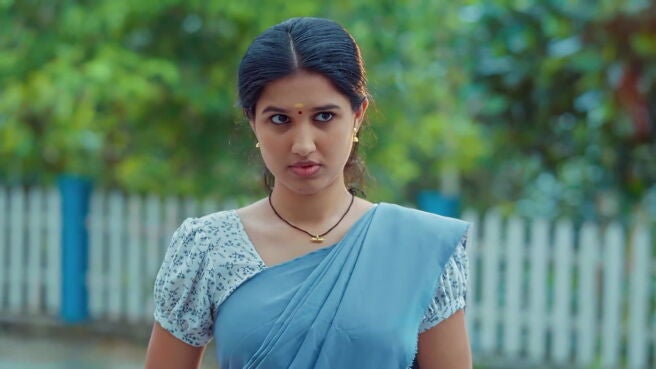 Chembarathy season 1 episode 4 on Zee5