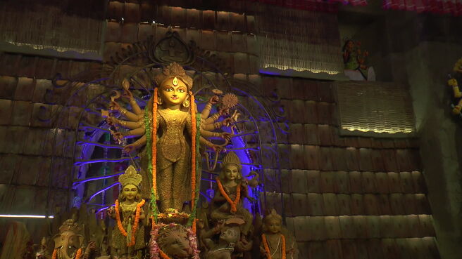Pujo Parikrama season 1 episode 14 on Zee5