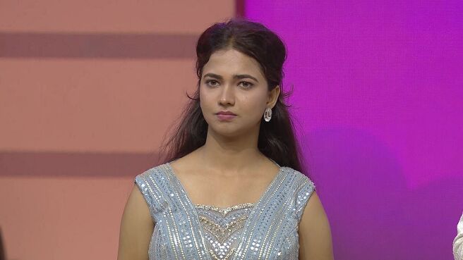 Raja Queen 2025 season 1 episode 30 on Zee5