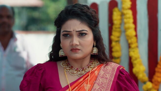 Lakshmi Raave Maa Intiki season 1 episode 25 on Zee5