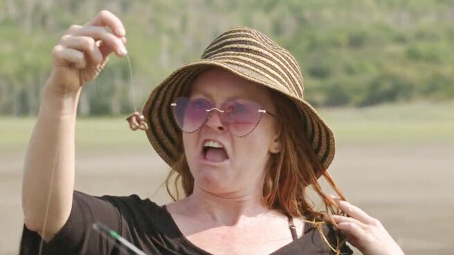Love Off The Grid season 1 episode 3 on Discovery Plus