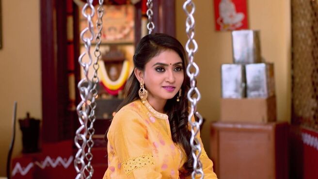 Parinayam season 1 episode 16 on Zee5