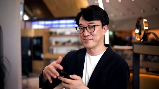 The Secret Genius of Modern Life season 2 episode 3 on Sony LIV