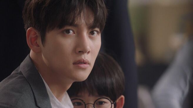 Suspicious Partner season 1 episode 16 on Zee5