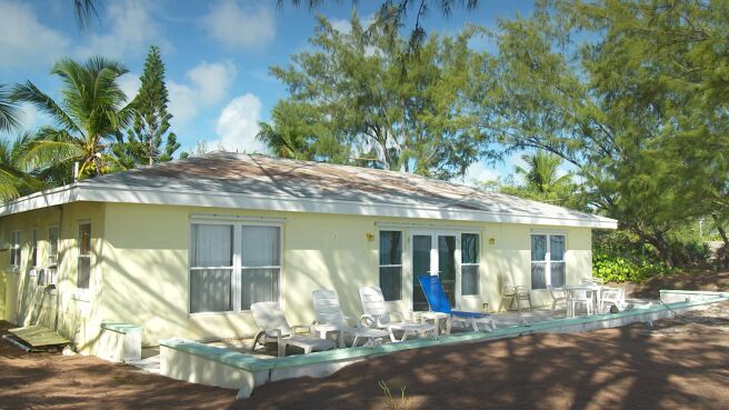 Bahamas Life season 1 episode 13 on Discovery Plus