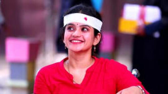 Deivam Thantha Poove season 1 episode 19 on Zee5