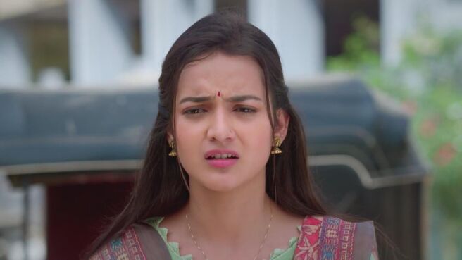 Ninaithen Vandhai season 1 episode 13 on Zee5