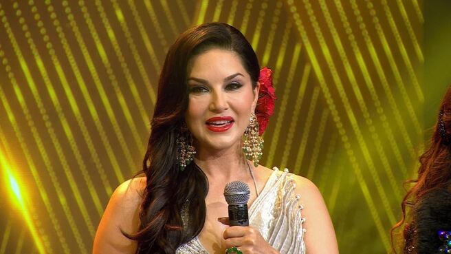 International Iconic Awards Marathi 2024 season 1 episode 1 on Zee5