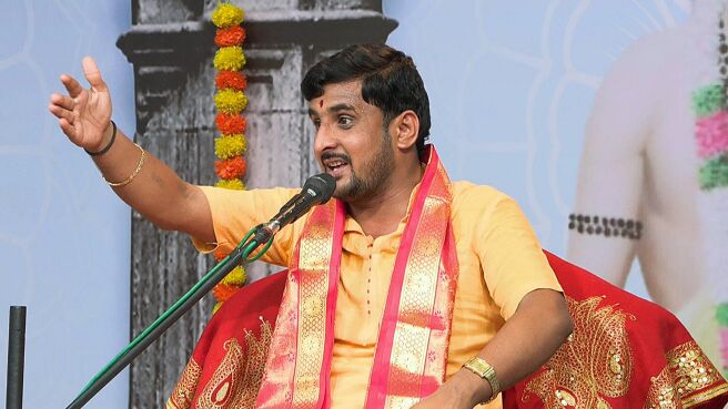 Gajar Kirtanacha Sohala Anandacha season 1 episode 16 on Zee5