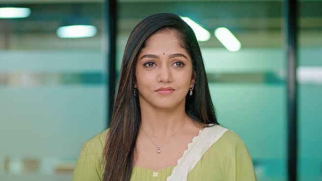 Karna season 1 episode 6 on Zee5