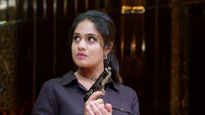 Smart Play - Jagadhatri season 1 episode 7 on Zee5