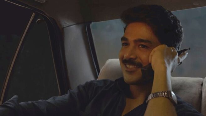 Rangbaaz season 1 episode 1 on Zee5