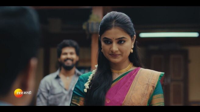 Lakhat Ek Amcha Dada season 1 episode 1 on Zee5