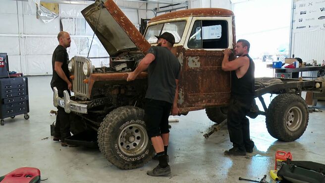 Diesel Brothers season 1 episode 3 on Discovery Plus