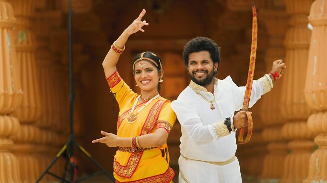 Mothevari Love Story  season 1 episode 6 on Zee5
