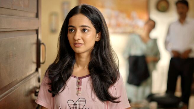 Bakaiti season 1 episode 3 on Zee5
