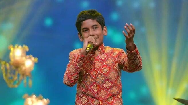 Sonar Jalsaghar season 1 episode 13 on Zee5