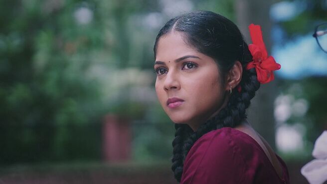 Kamali season 1 episode 2 on Zee5