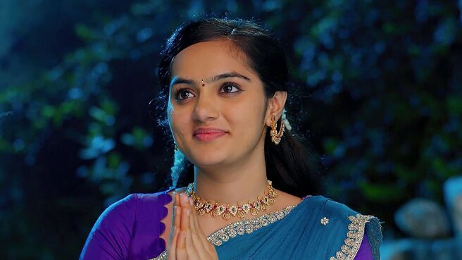 Kudumbasametham season 1 episode 5 on Zee5