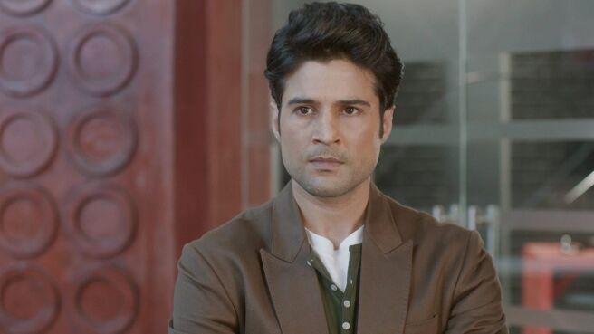 Reporters season 1 episode 22 on SonyLIV